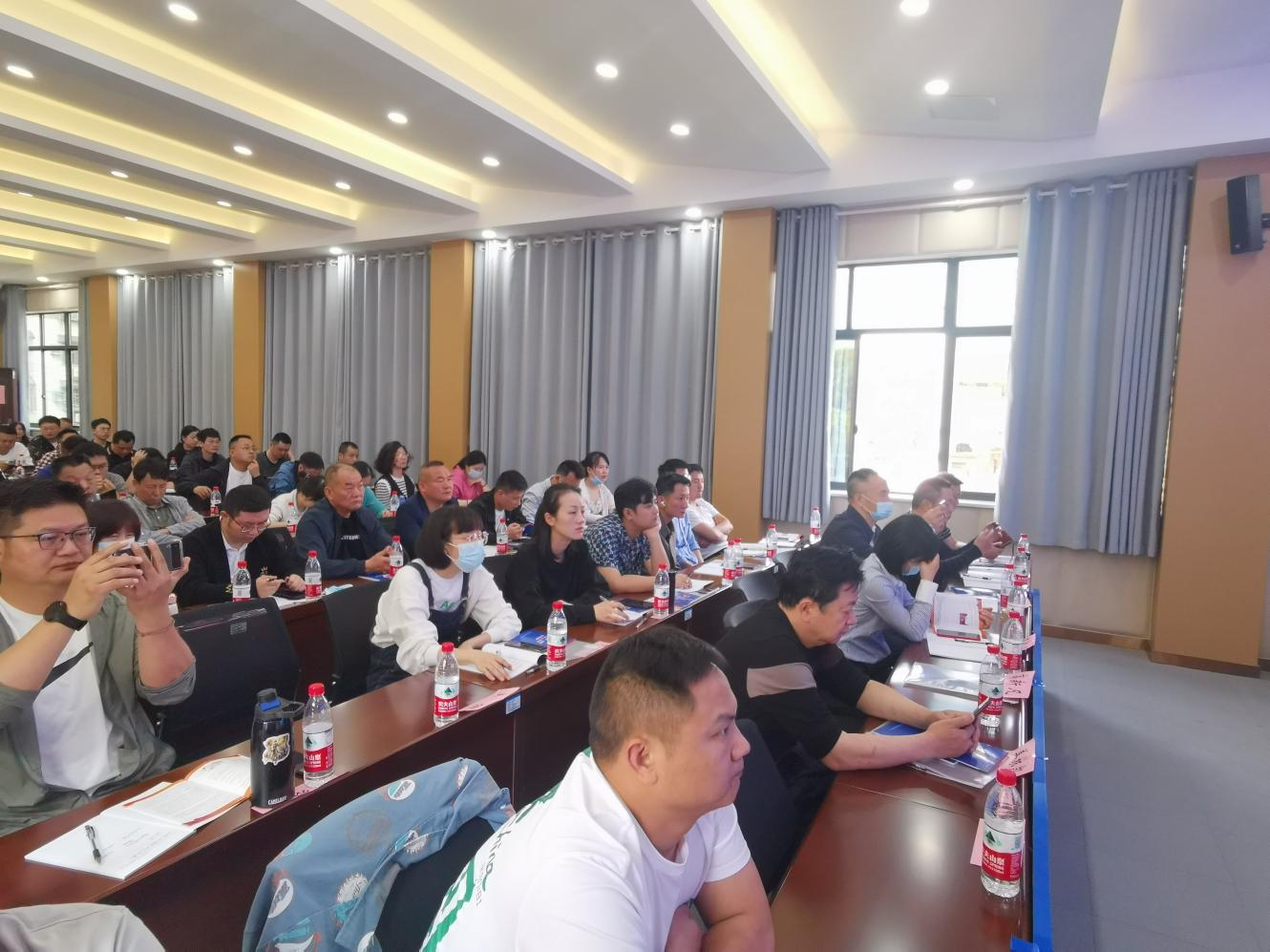 图片2.jpg