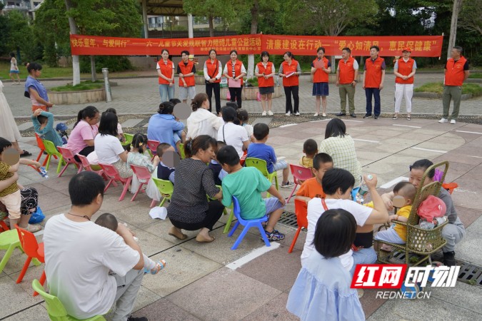 新邵：暖心陪伴特殊儿童开心过“六一”_邵商网