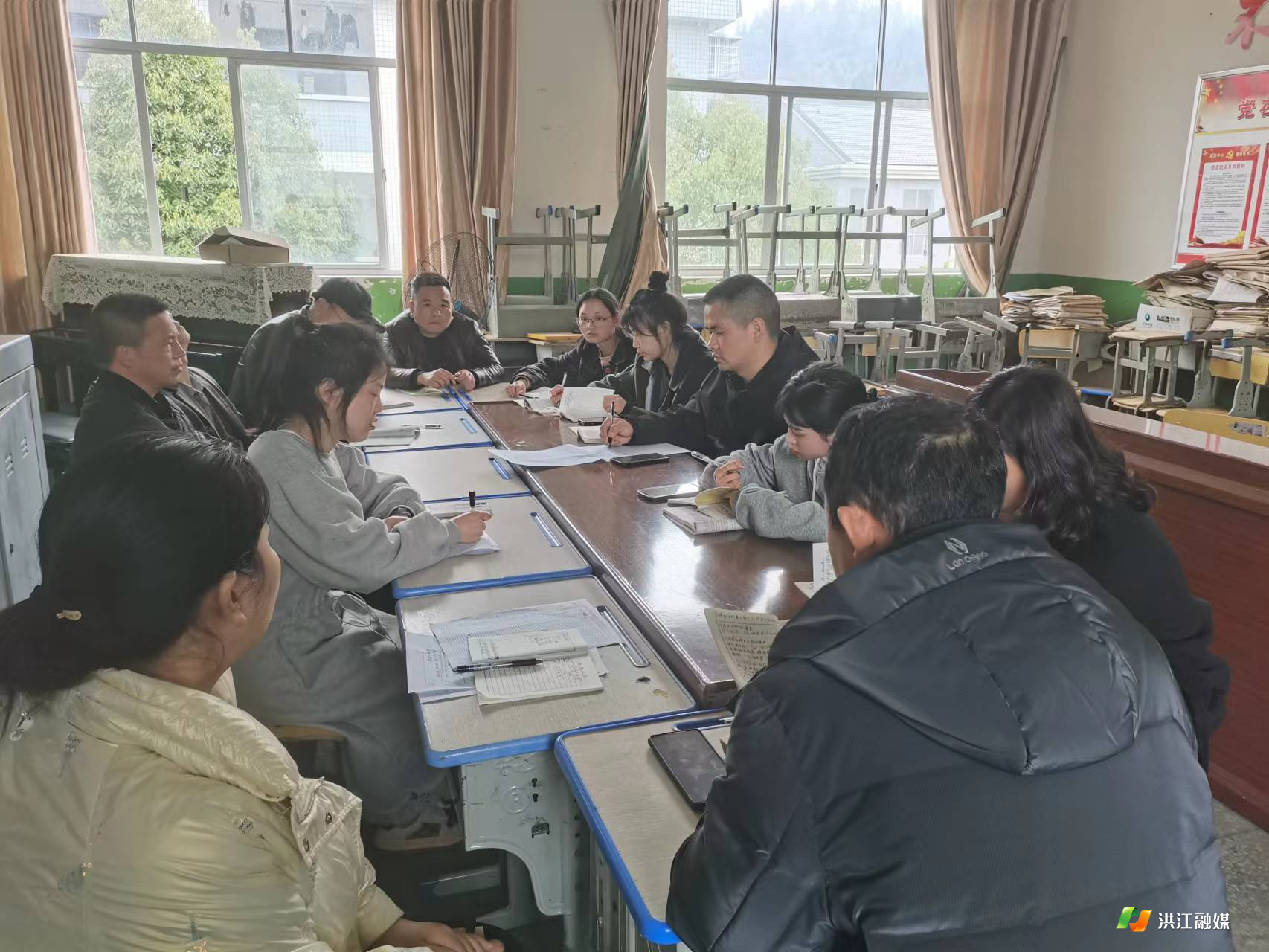 下载 (1).jpg 下载 (1).jpg