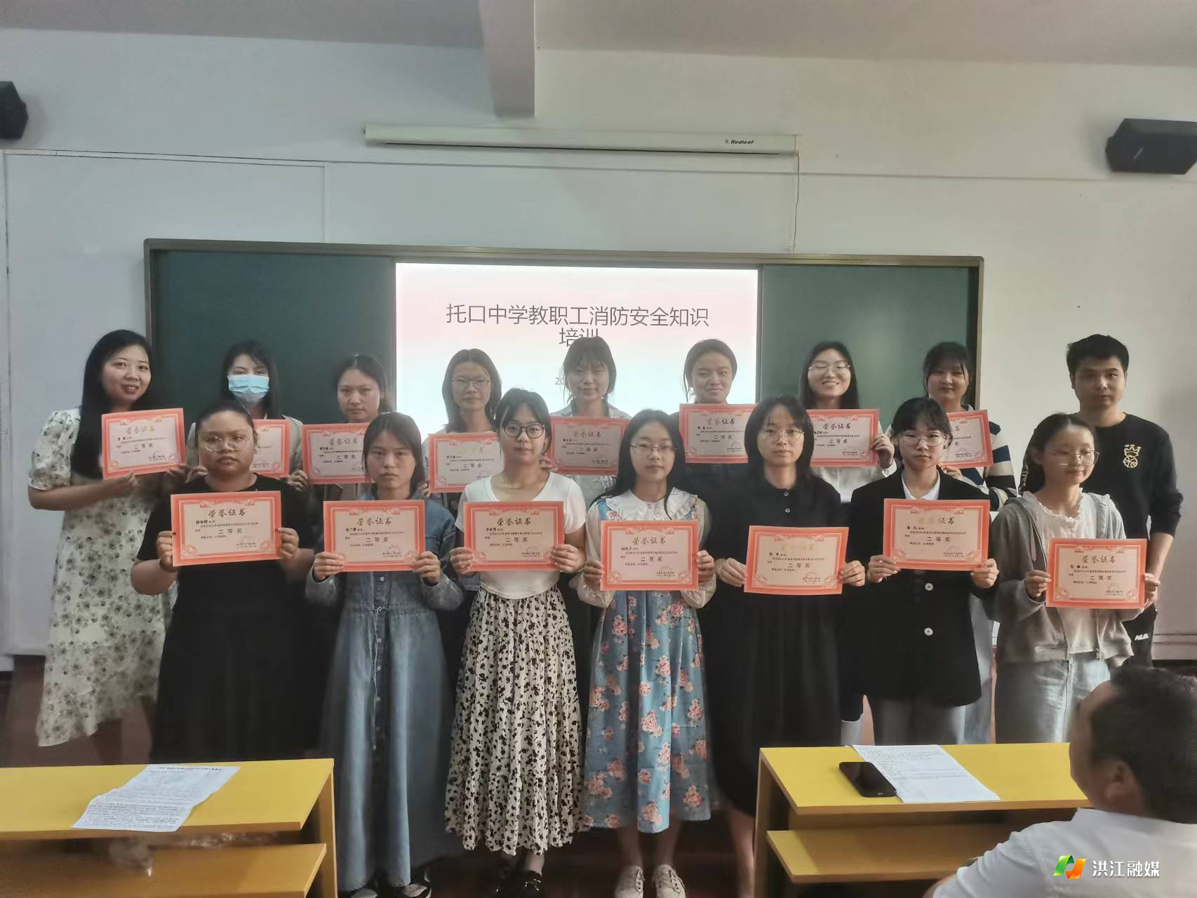 下载.jpg 下载.jpg