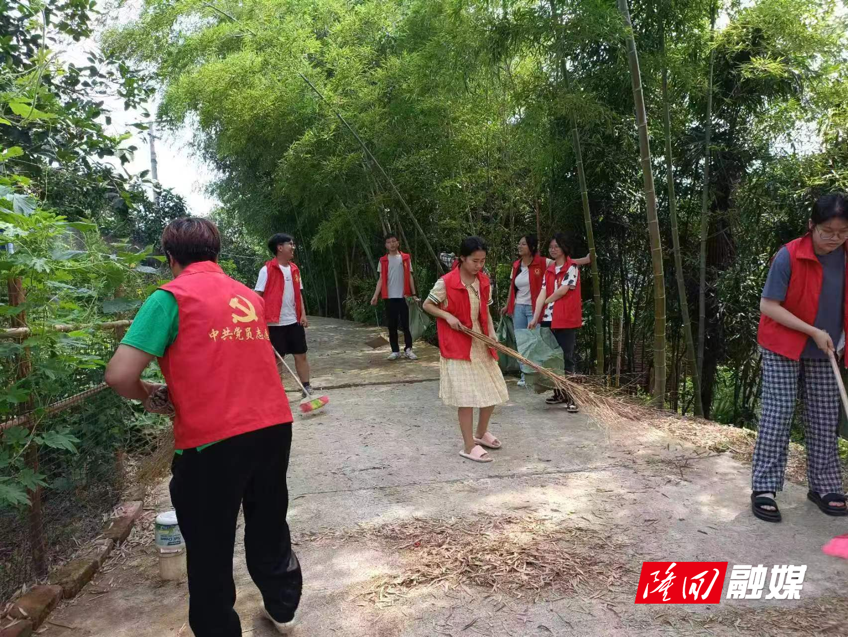 d54c3820170af9b9cbc0290b7973c5c.jpg d54c3820170af9b9cbc0290b7973c5c.jpg