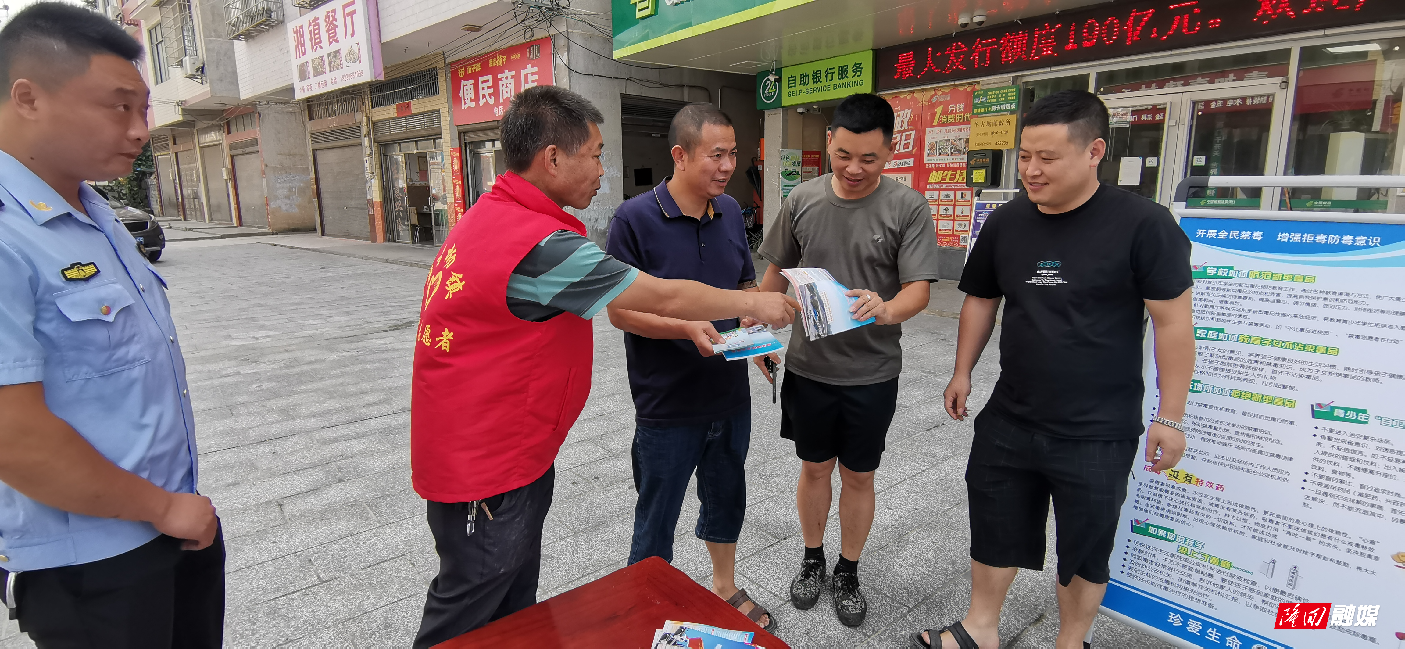 1b821a325474e5f88d55315750417f5.jpg 1b821a325474e5f88d55315750417f5.jpg