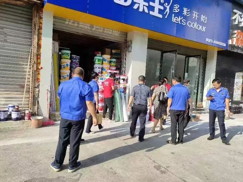 水西门街道开展创文专项整治行动(图2)