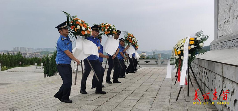 “庆七一 参观烈士陵园”主题党日活动2.jpg