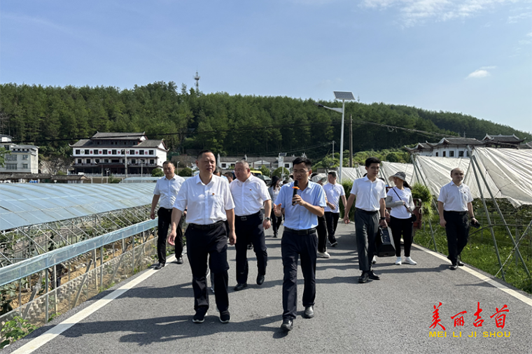 弘扬建党精神 赓续红色血脉1.png