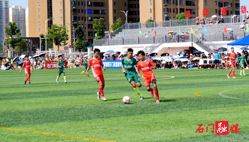 中国足球小将U12VS石门五小U12：巅峰对决逐梦绿茵场2.png