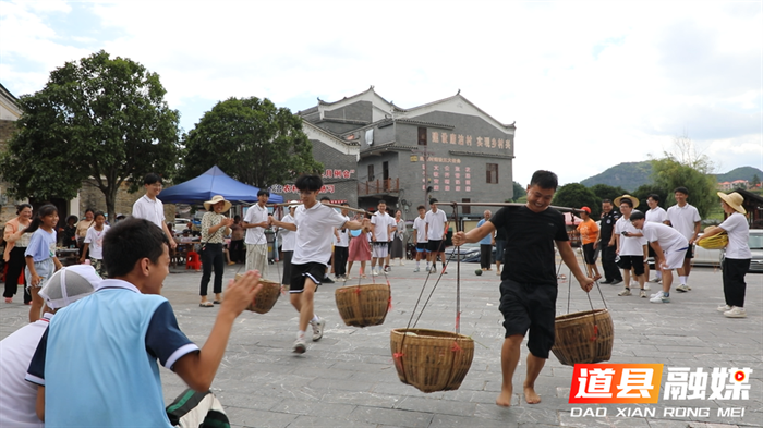 道县：党建引领“争五星” 激发动力促振兴03_副本.bmp