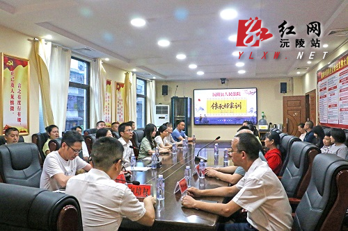 官网2.jpg