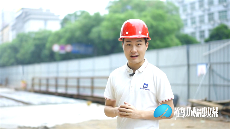 板溪桥南半幅改造进入桥面施工阶段 预计本月底通车（半成品）.mp4_20230719_161639.604.jpg