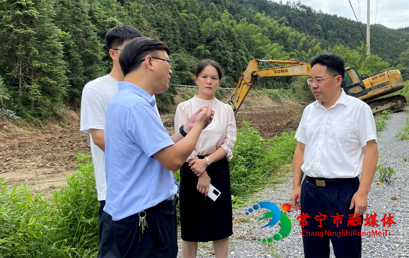 罗卫华:加快水利设施建设.jpg 罗卫华:加快水利设施建设.jpg