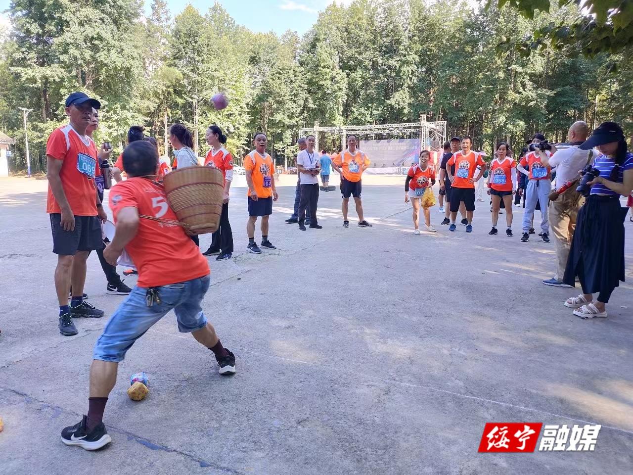 绥宁县举办第三届民族趣味运动会 铸牢中华民族共同体意识(图3)