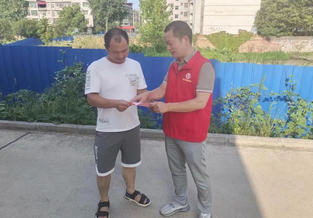 武冈市农业农村局：开展禁毒反诈宣传 织牢平安防护网(图2)