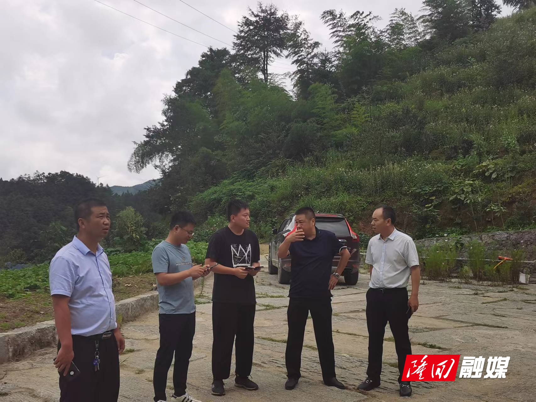 刘咏波调研旅发大会通信保障工作(图2)