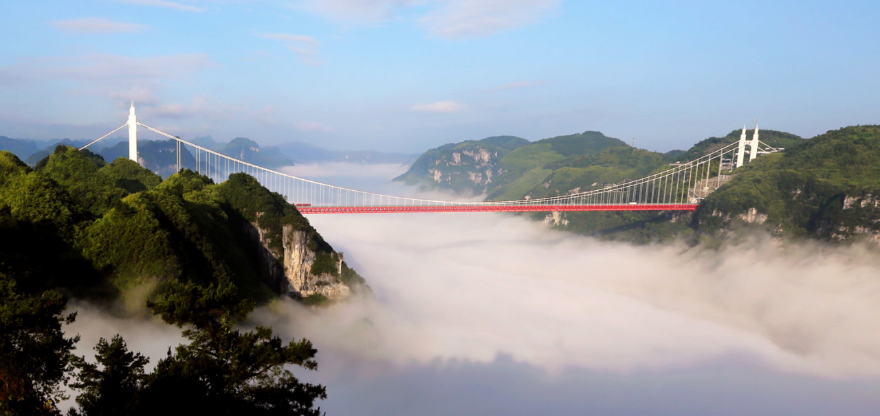 Aizhai Bridge(2015 IRF International Road GRAA Achievement Award，2019 Luban Prize，2012 Chinese Patent Award of Excellence，2013 China Highway & Transportation Society Science and Technology Special Prize，2017 Lichun Prize，2021 China Tien-yow Jeme Civil Engineering Prize )