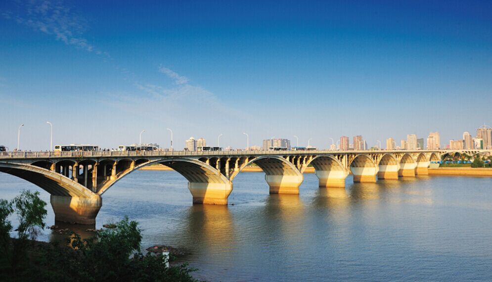 Xiangjiang Orange Isle Bridge in Changsha, Hunan