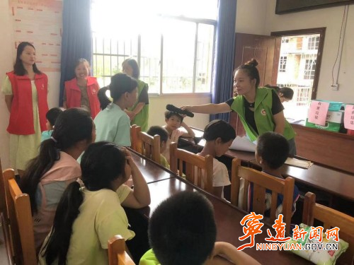 宁远:守护美好绿色家园 垃圾分类从小做起1_副本500.jpg 宁远:守护美好绿色家园 垃圾分类从小做起1_副本500.jpg