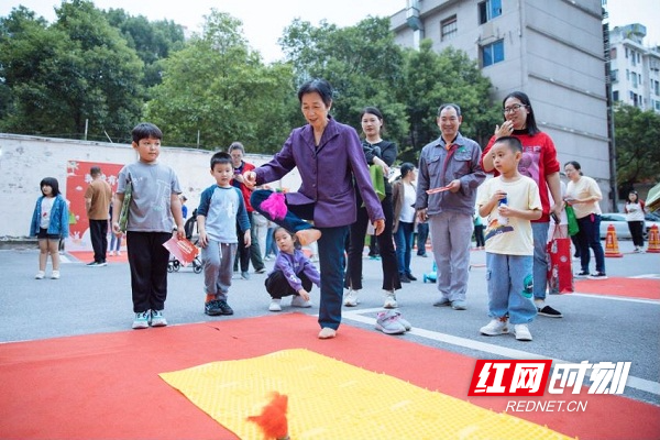 90f9613cef1aaea6487b1ee74dfcfca.jpg