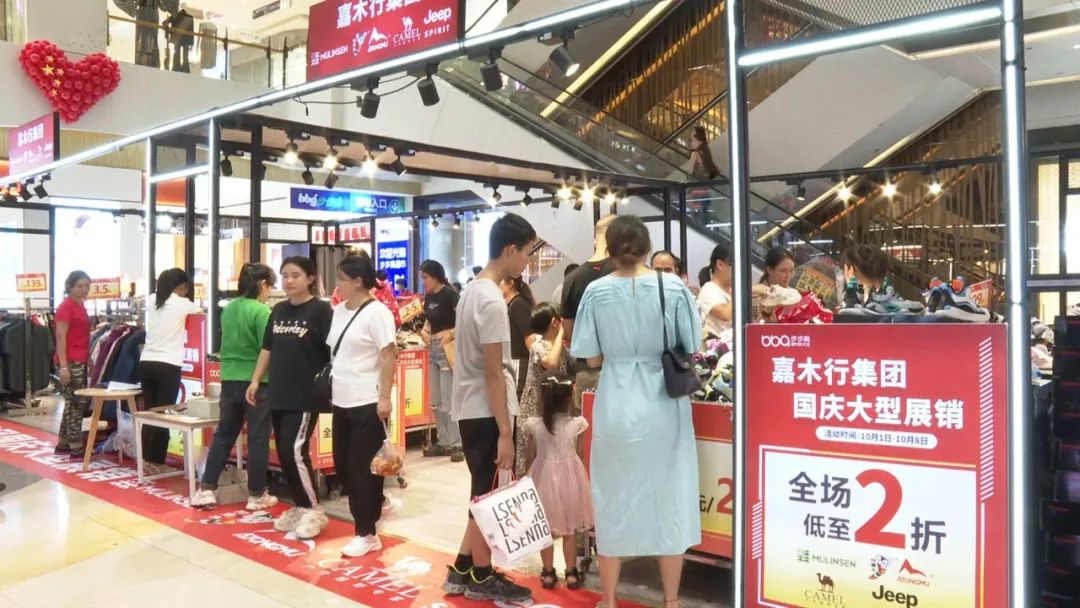 北湖区服装店：传承与创新的交织