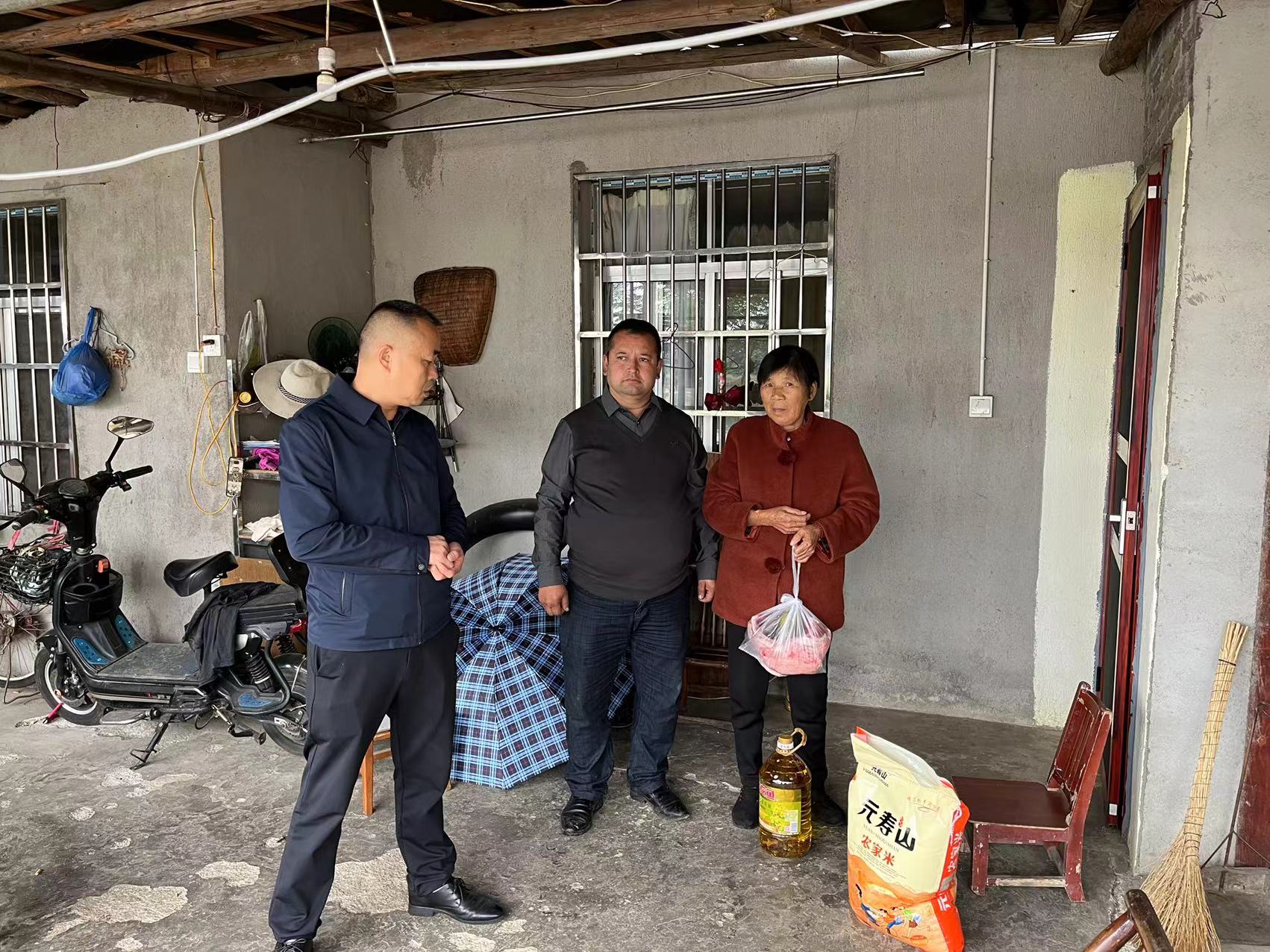 图片2.jpg 图片2.jpg