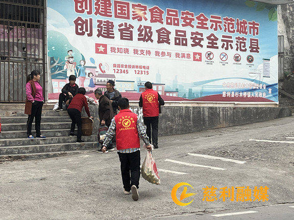 4d4fff9eb1bd77aa6909f47cad2a3d1_副本.jpg 4d4fff9eb1bd77aa6909f47cad2a3d1_副本.jpg