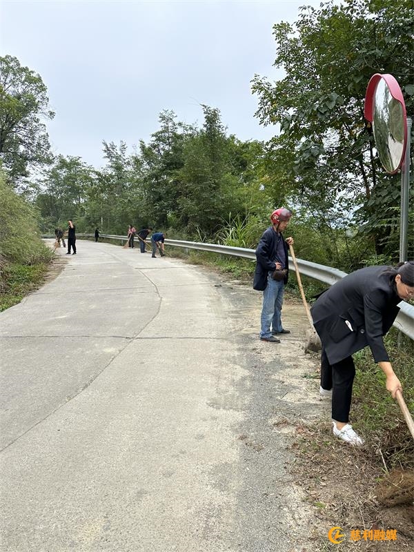 03762bd9c4e370bcc0ed633b225fbd8.jpg 03762bd9c4e370bcc0ed633b225fbd8.jpg