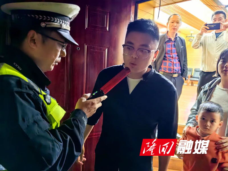 bf218324c804de1a15d35e28b41c87c_副本.jpg