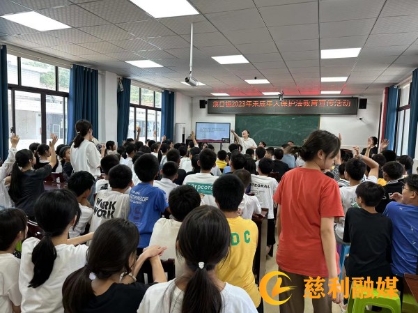 ad855c83ed01cd5f509756e927bb2e4_副本.jpg