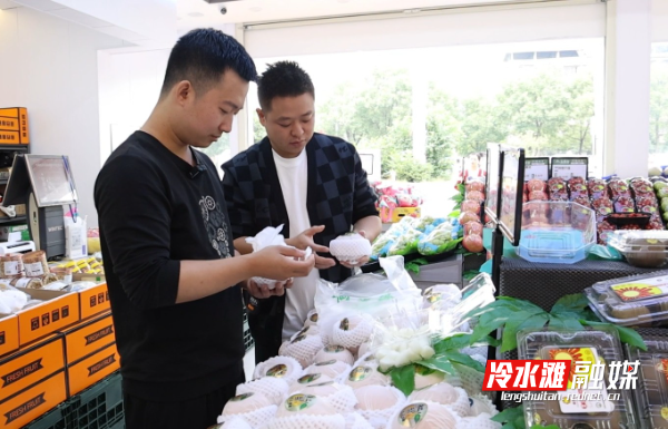 冷水滩：秋季时令水果大量上市 丰富市民“果篮子”3.jpg