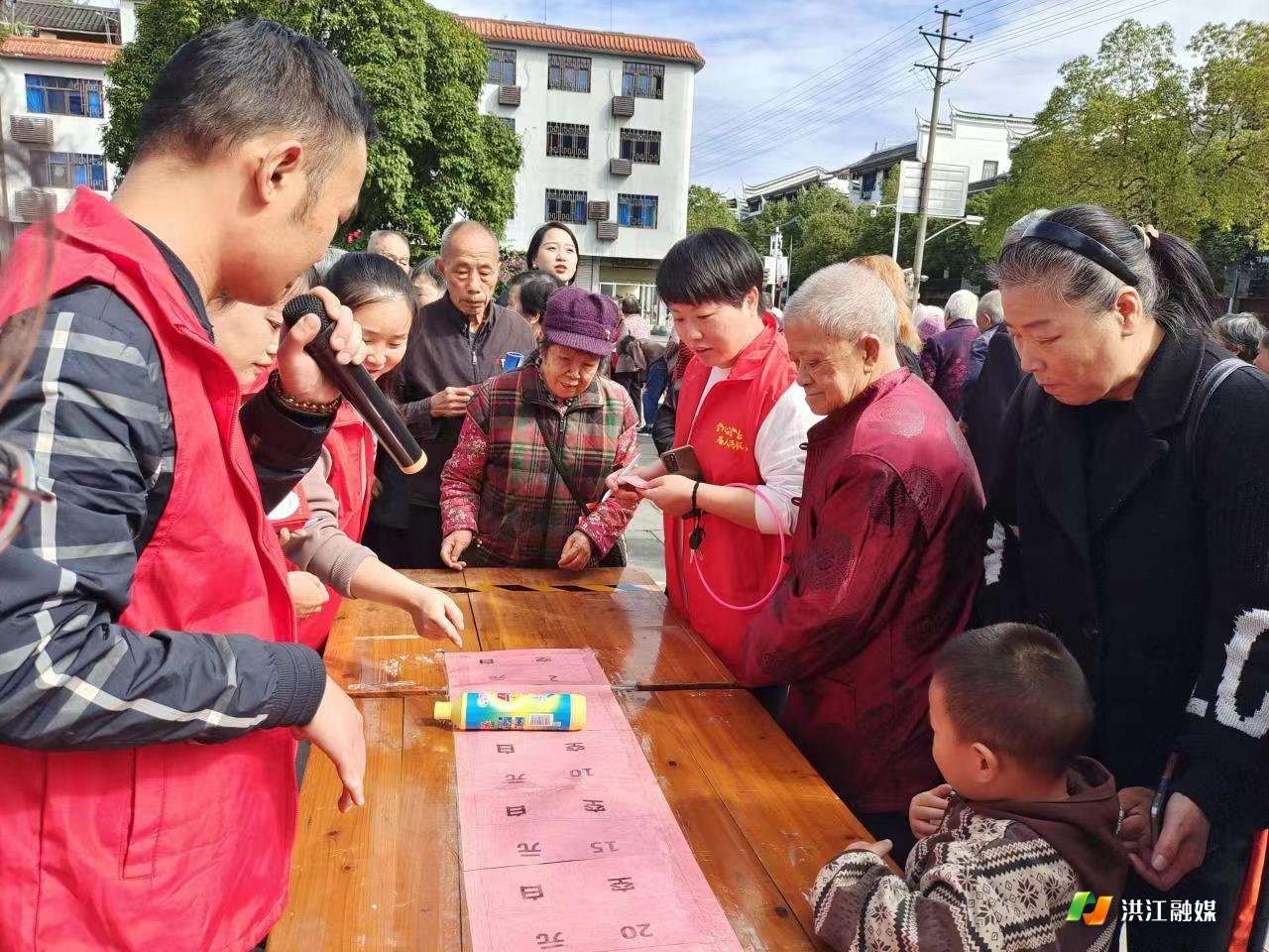 下载 (1).jpg