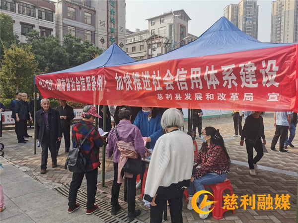 ca2de78d7b6283cdb5322c78dd9e6e5_副本.jpg