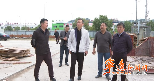 毛政调研高新区企业发展情况_副本500.jpg