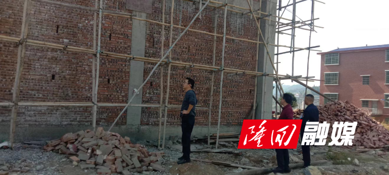山界回族乡开展安全生产工作检查(图2)