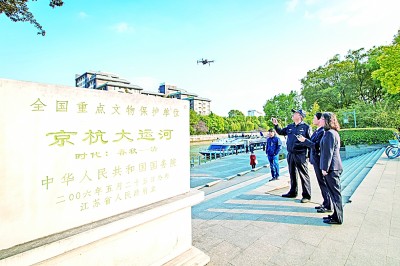 看，法治护航下的千年运河奔流不息