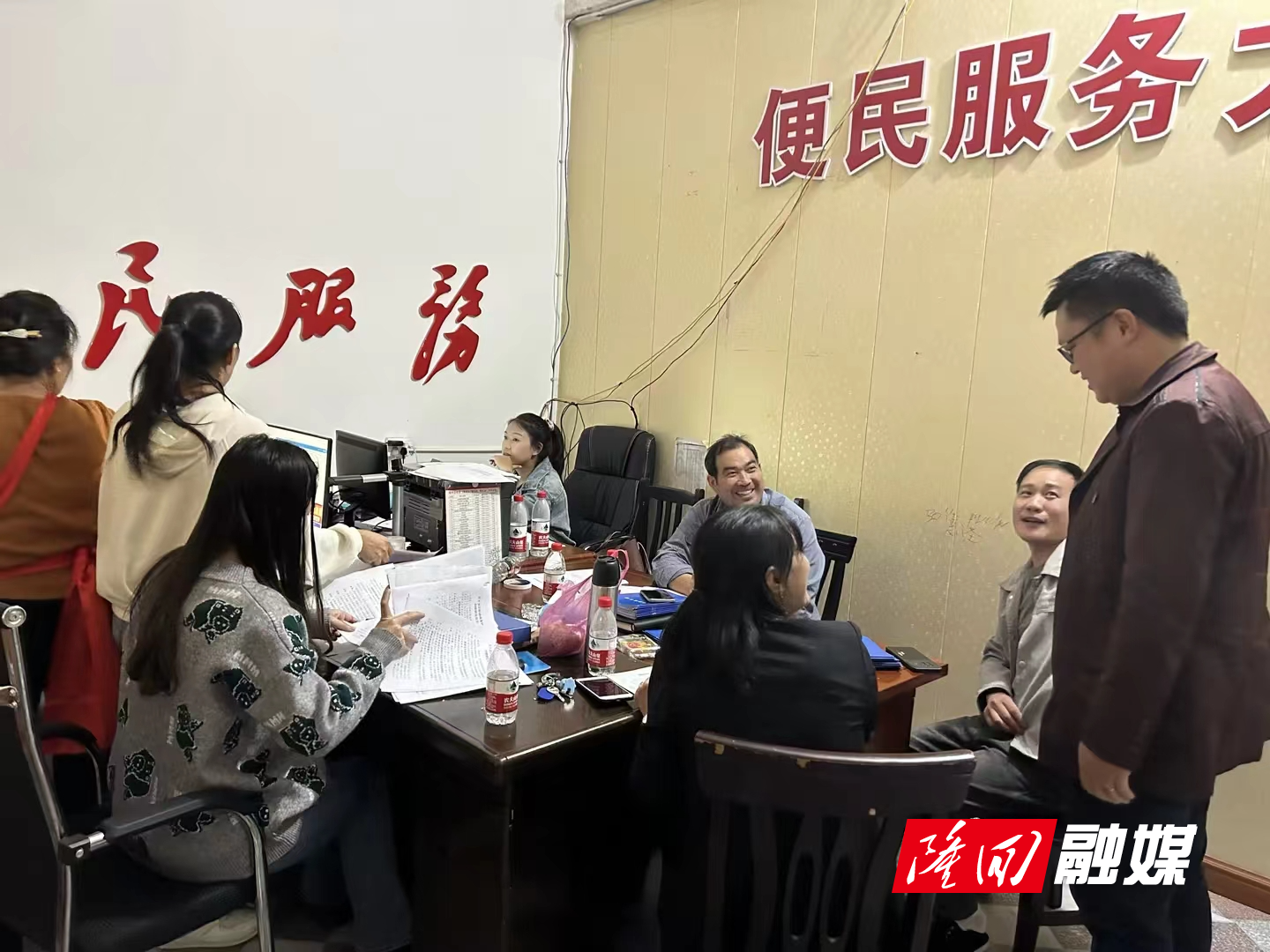 金石桥镇纪委做实日常督查，严抓干部作风(图1)
