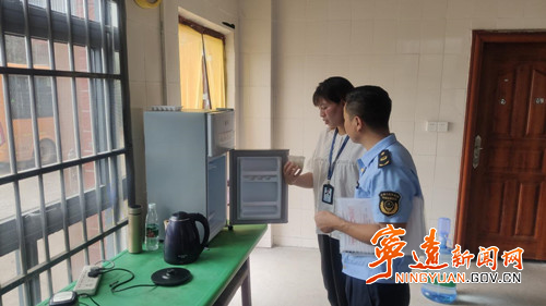 宁远：抓牢“舌尖”安全  优化营商环境_副本500.jpg