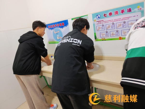 图片2_副本1.jpg 图片2_副本1.jpg