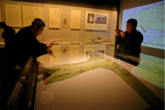 喀什：以文兴城润人心 文脉流韵满昆仑