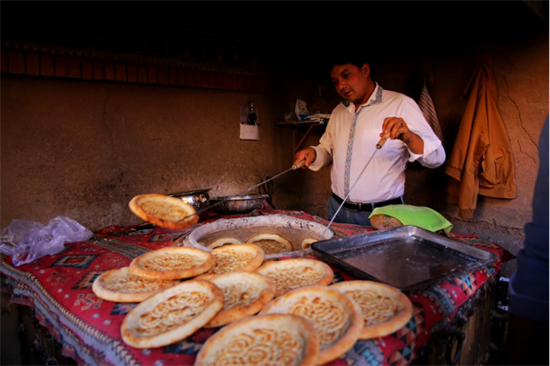 喀什：以文兴城润人心 文脉流韵满昆仑