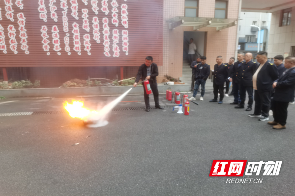 向韶社区：培训+演练 筑牢企业消防安全“防火墙”2.jpg