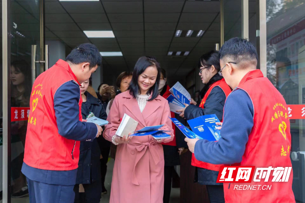 双清税务：开展税法宣传进社区活动_邵阳头条网