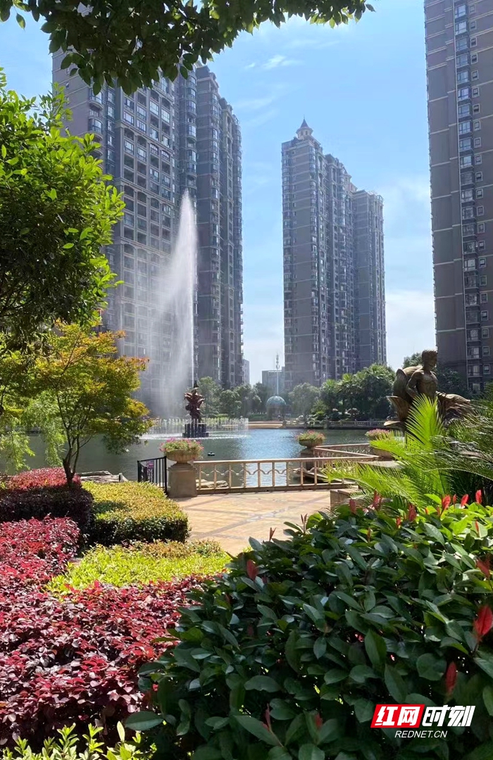 东方2_副本.jpg 东方2_副本.jpg