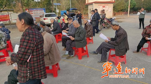 寧遠鄉鎮開展“全國交通安全日”宣傳活動_副本500.jpg
