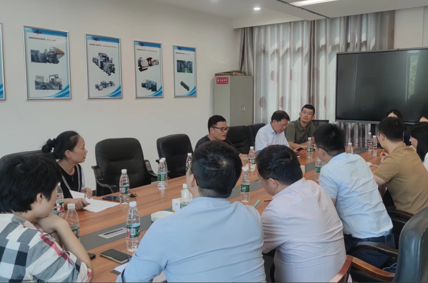 优化营商环境|双清区金融服务中心：深入企业，做好企业上市上门服务(图1)