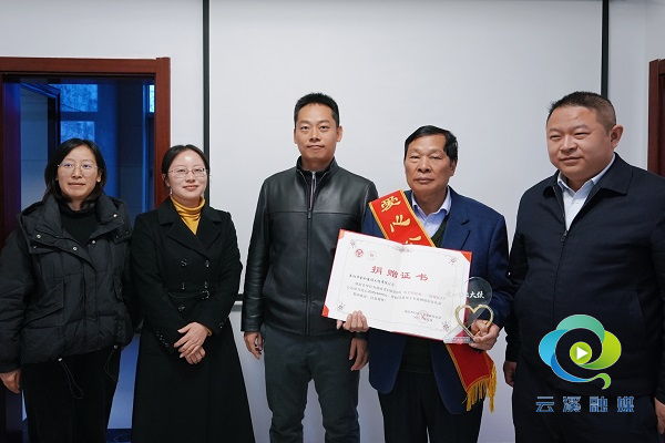 6d0df6e652ded1727f7297d4ef2218c.jpg 6d0df6e652ded1727f7297d4ef2218c.jpg