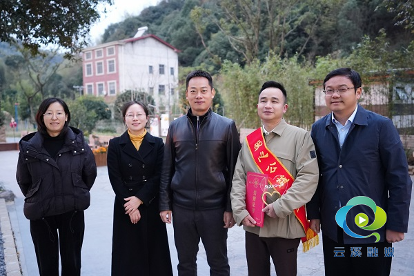 d5be05f5e07600b711ace8e11cc5a97.jpg d5be05f5e07600b711ace8e11cc5a97.jpg