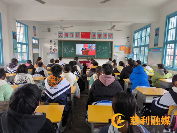 65ef86162b10e076eeda4d79e03304a.jpg