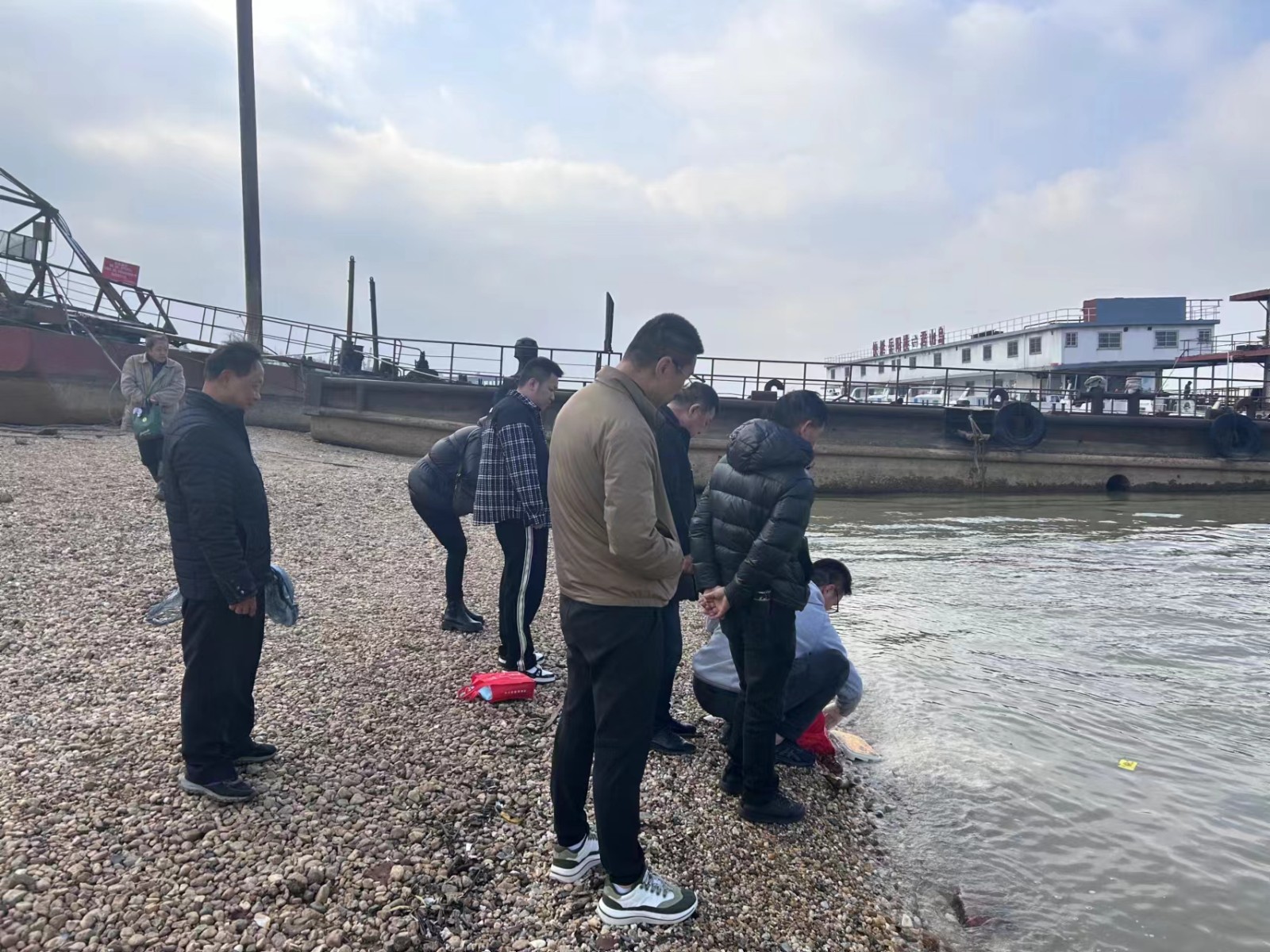 微信图片_20231212135319.jpg 微信图片_20231212135319.jpg
