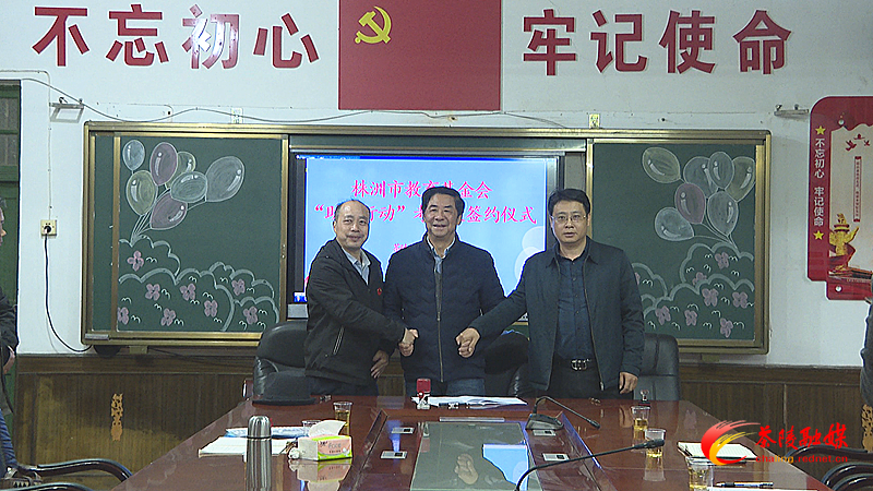 Still1201_00000_副本.bmp Still1201_00000_副本.bmp