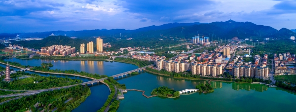 宜居之城。 曾燮芝 摄.jpg 宜居之城。 曾燮芝 摄.jpg