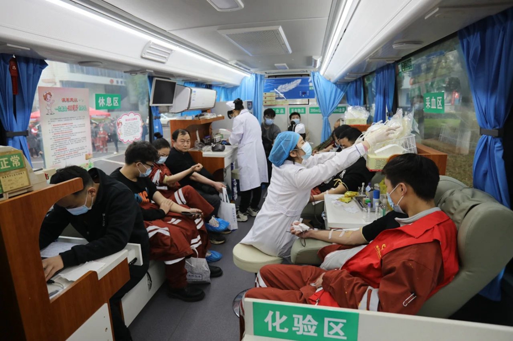 漣鋼職工踴躍獻血_副本.jpg